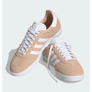 NWOT/B Adidas Gazelle Women Beige Suede Classic Sneakers Shoes Size 7.5 US